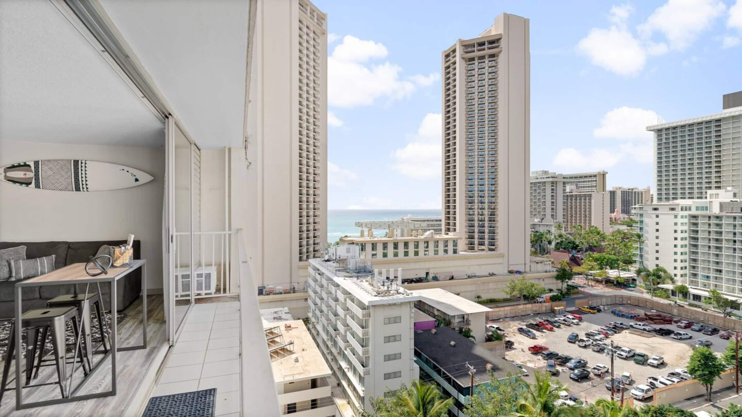Hotel in Honolulu · ★4.76 · Studio · 1 bed · 1 private bath - Image 7