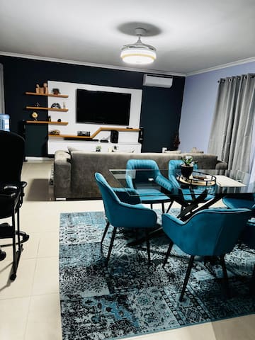 3 Bedroom house in Cape Town gallery image 4