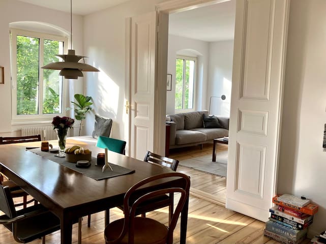 Bright & spacious design Kreuzberg flat