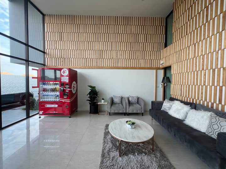 The Monotone, 2 Bedrooms For 4 People - Ayutthaya