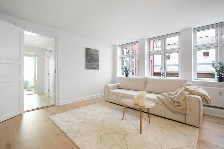 Luxury apartment in Copenhagen gallery image 2