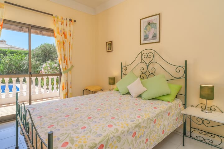 Спална соба 2