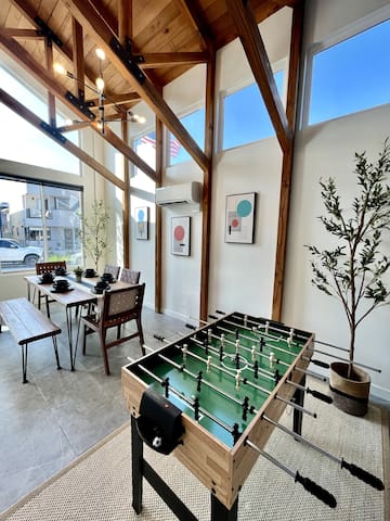 Naples Island rooftop hot tub bbq AC 2 car garage gallery image 4