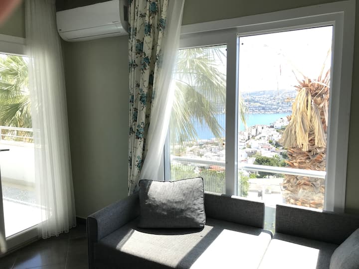Bodrum Gündoğan Deniz Manzaralı - Yalıkavak