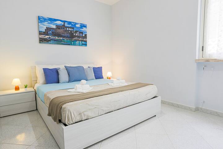 splendida villa con patio con parcheggi interni gallery image 5