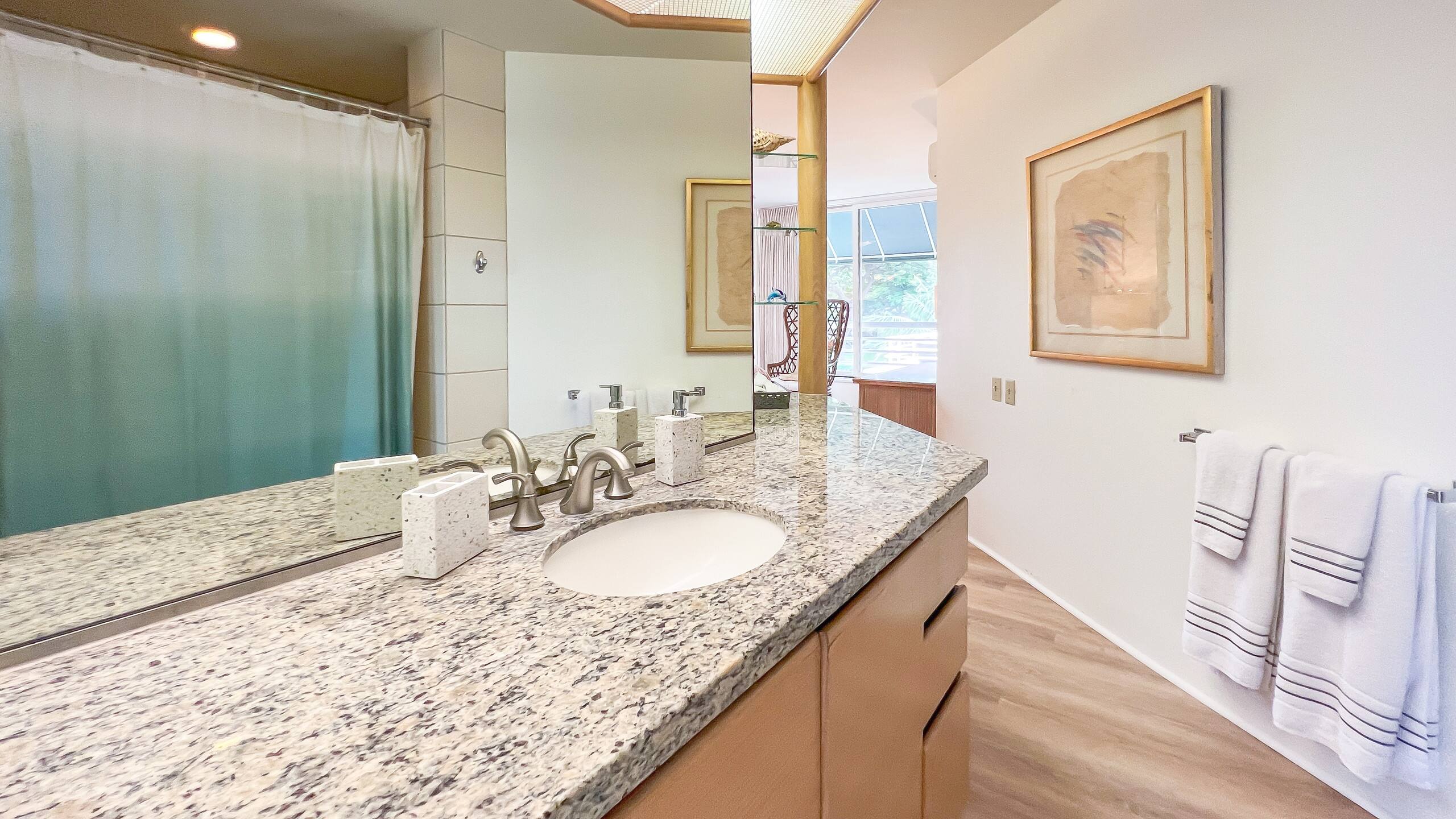 Condo in Wailea · ★4.83 · 2 bedrooms · 4 beds · 2 baths - Image 15