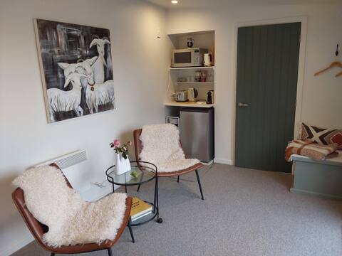 Top Airbnb: Cosy Rural Retreat in Central Otago District West