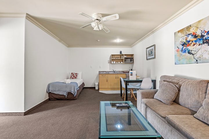 One Bedroom Family Suite - Whakatane
