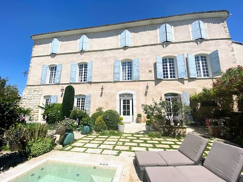 Castle Room, Lou Casteï