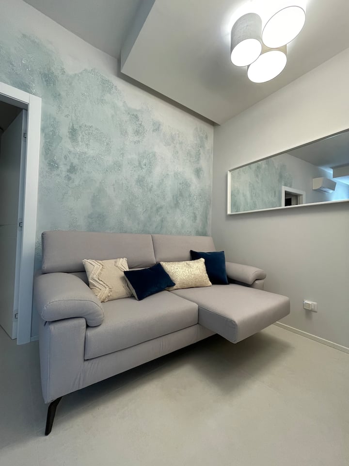 Daffy House • Boutique Apartment In Centro - Desenzano del Garda
