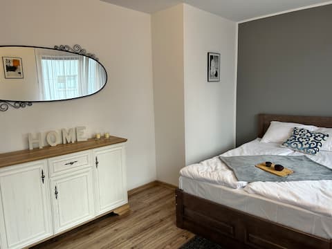 Apartment 500 meters from the castle