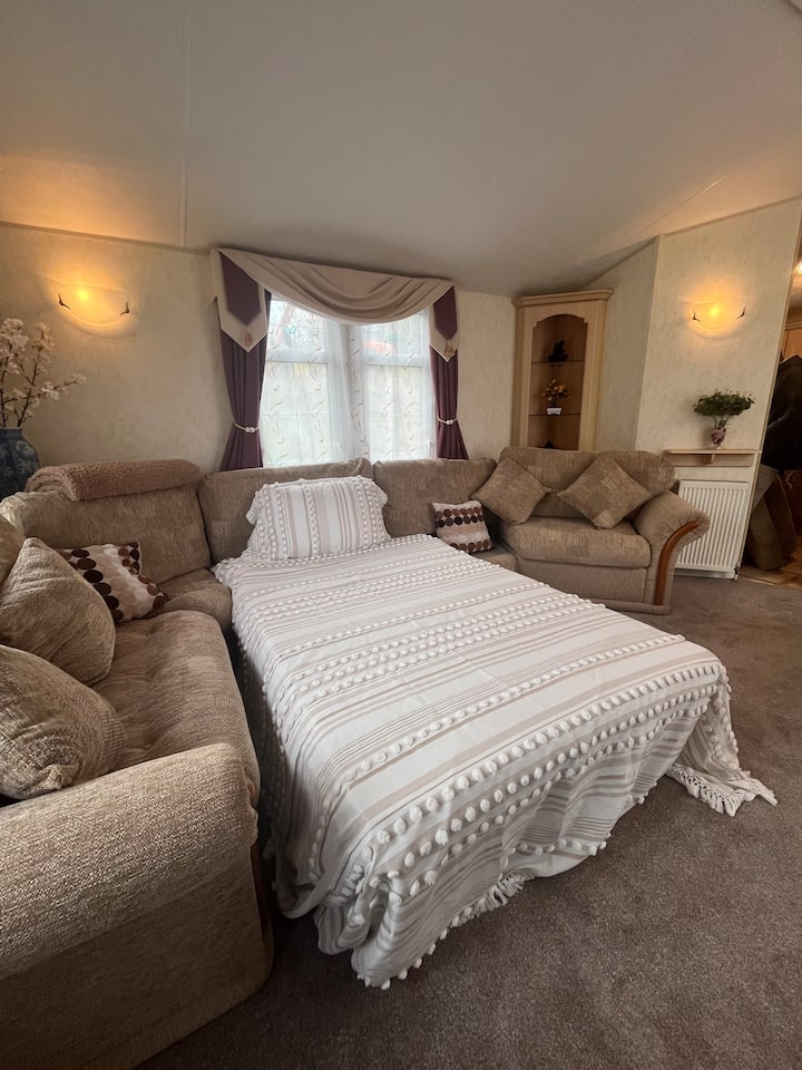 Lyndhurst Cornish Getaway - St Austell