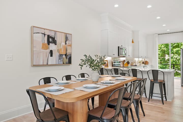 Idlewood Suites ~ 3-Story West Knoxville Suite #3 - Townhouses for