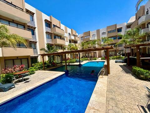 Apartment with a heated pool and quick access to the sea