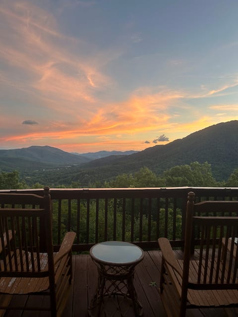 Big Mountain View! Relaxing Appalachia Recharge!