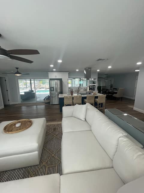 Top performing Airbnb: Direct River Access + Heated Pool & Spa in Cape Coral
