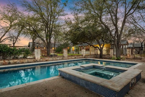 RARE River Home w/Pool & Hot Tub