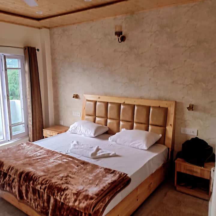 Dhomë gjumi 4
