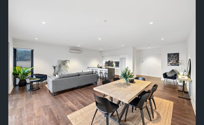 Justin managed Airbnb listing 2