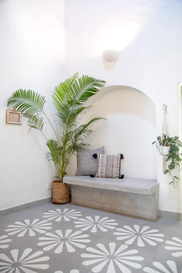 Living room image 7