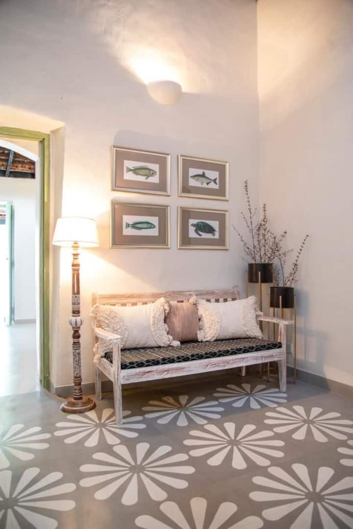 Living room image 8