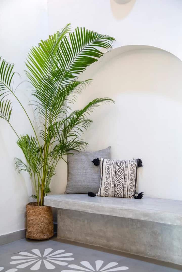 Living room image 2