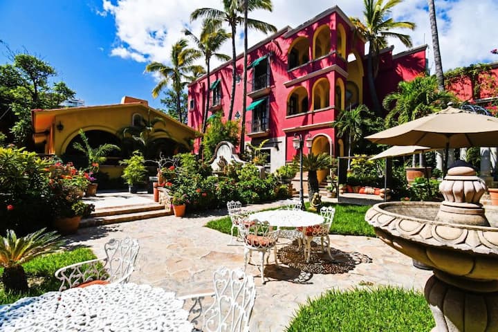 Chic Superior Stay W/ Free Wifi & Parking - Cabo San Lucas