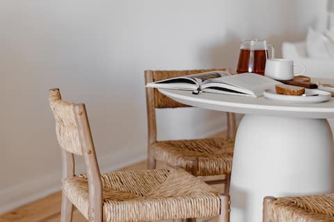Successful Airbnb property: Vineyard Retreat | Hugo House McLaren Vale in Adelaide
