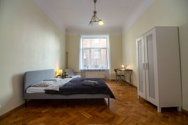 Spacious 4-Bedroom apartment gallery image 2