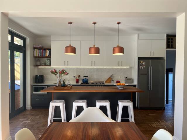 Home in Fernwood (Newlands) gallery image 3