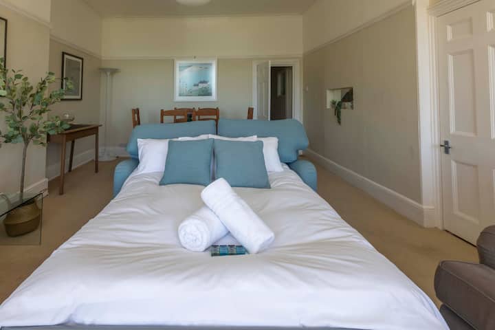 მისაღები ოთახი