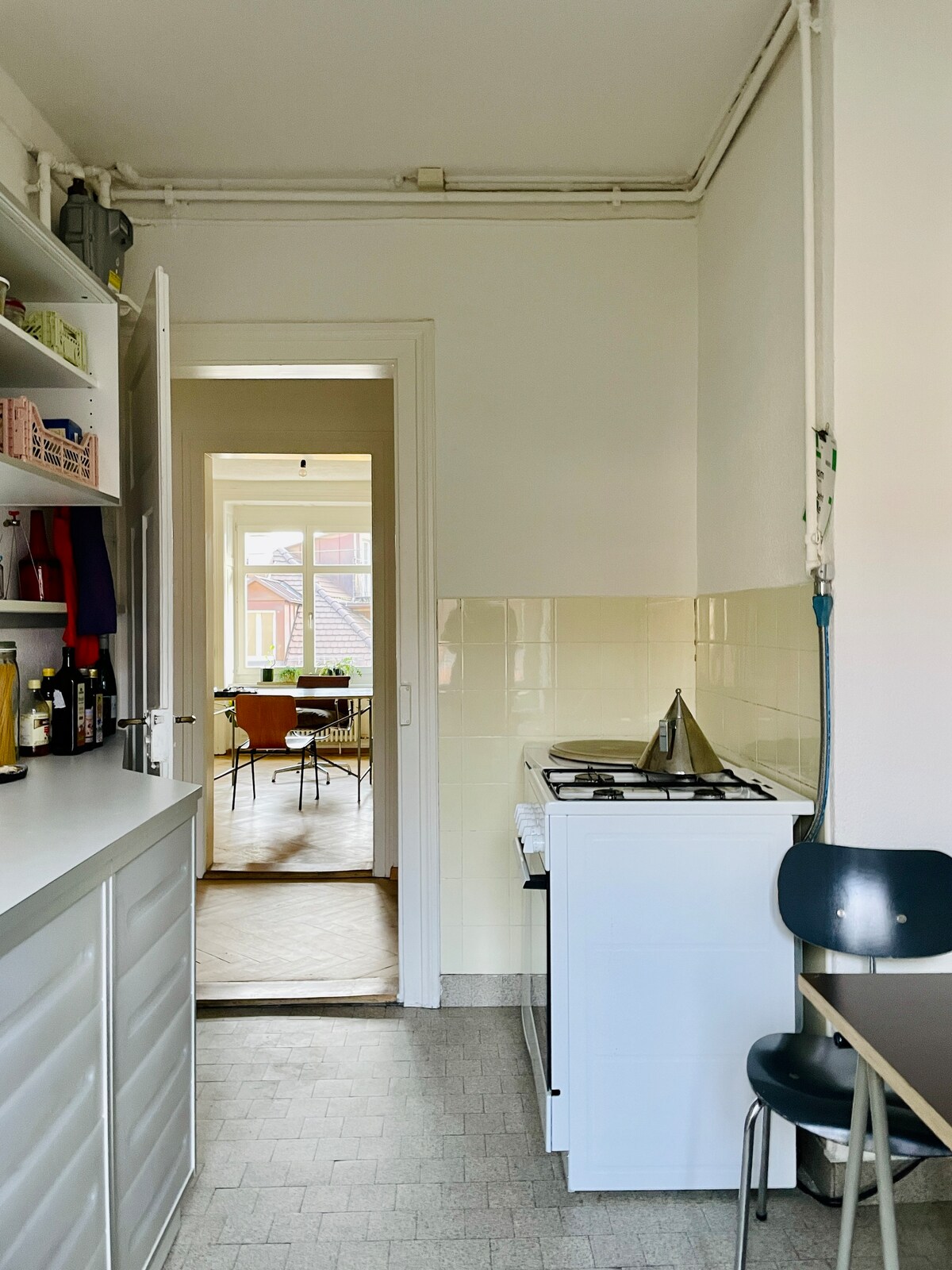 Successful Airbnb property: charming old apartment for 2-4 in Gewerbeschule