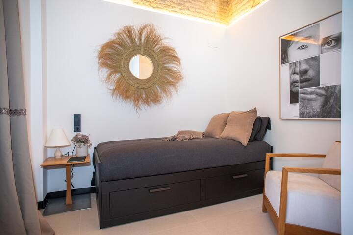 Luxury Apartment in Center gallery image 4