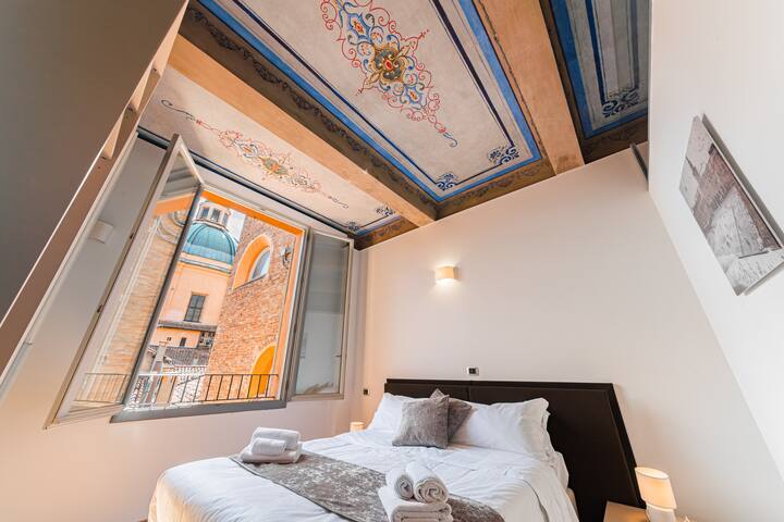 Piazza Maggiore view – Domus By Immobo, Bologna gallery image 2