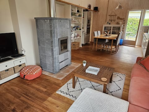 Popular Airbnb listing: Favorite house 400 m from the beach in Vendays Montalivet