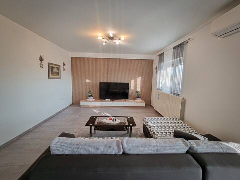 Top Airbnb: Apartment Predrag in Skrbčići