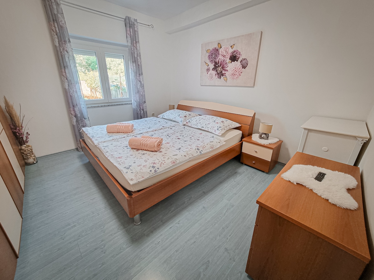 Спална соба 2