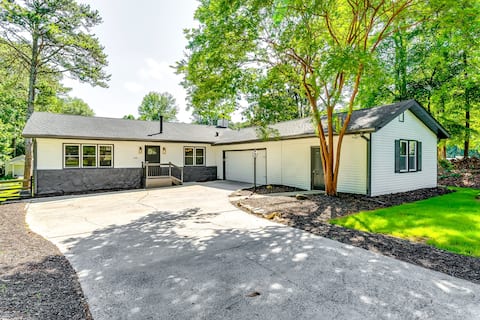 Pet-Friendly Cozy 4BR w/Gym,3BA, Patio by Ballpark