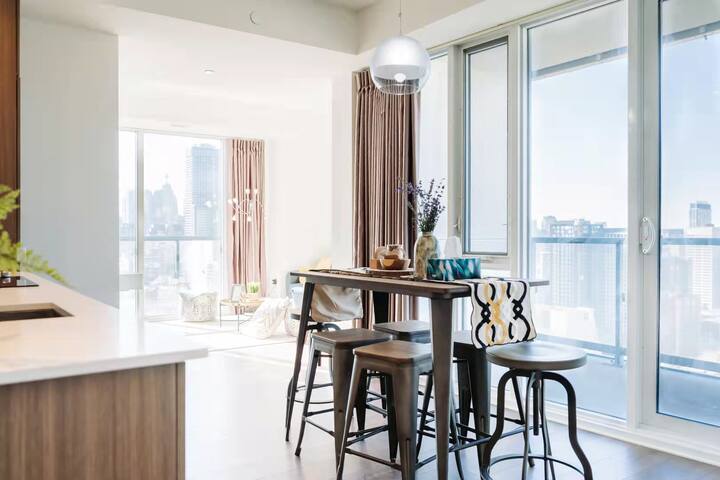 TMU/Central DT 2Bedrooms Condo