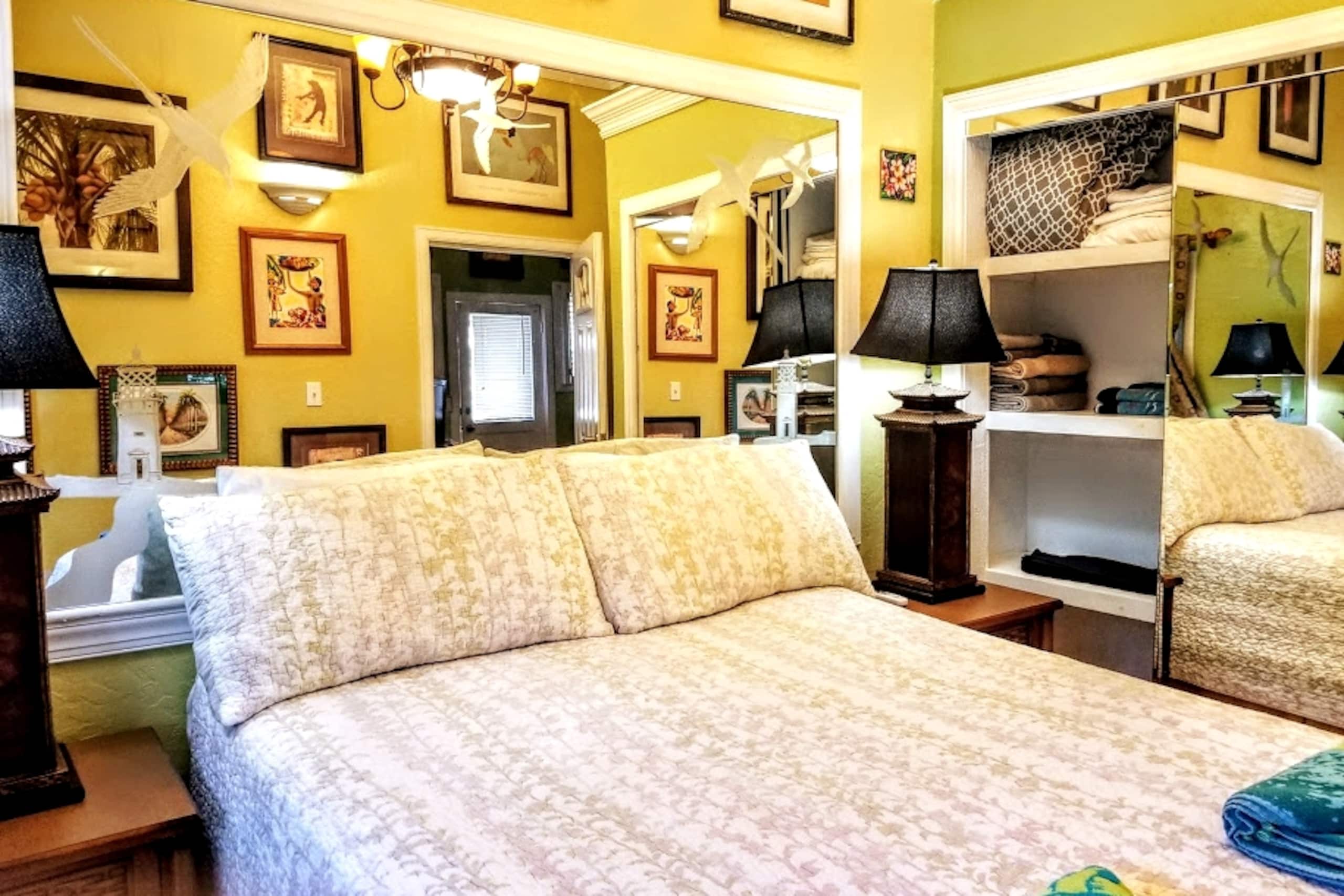 ☺Memorable Eastside Apartment Close to Ocean - Photo 8