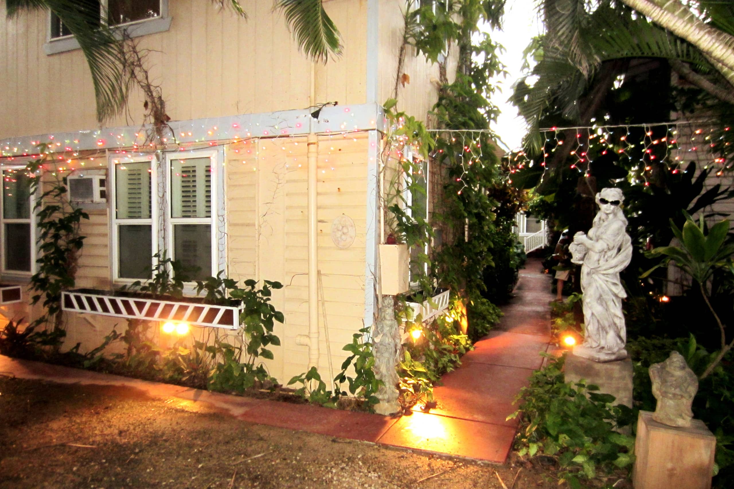 ☺Memorable Eastside Apartment Close to Ocean - Photo 19