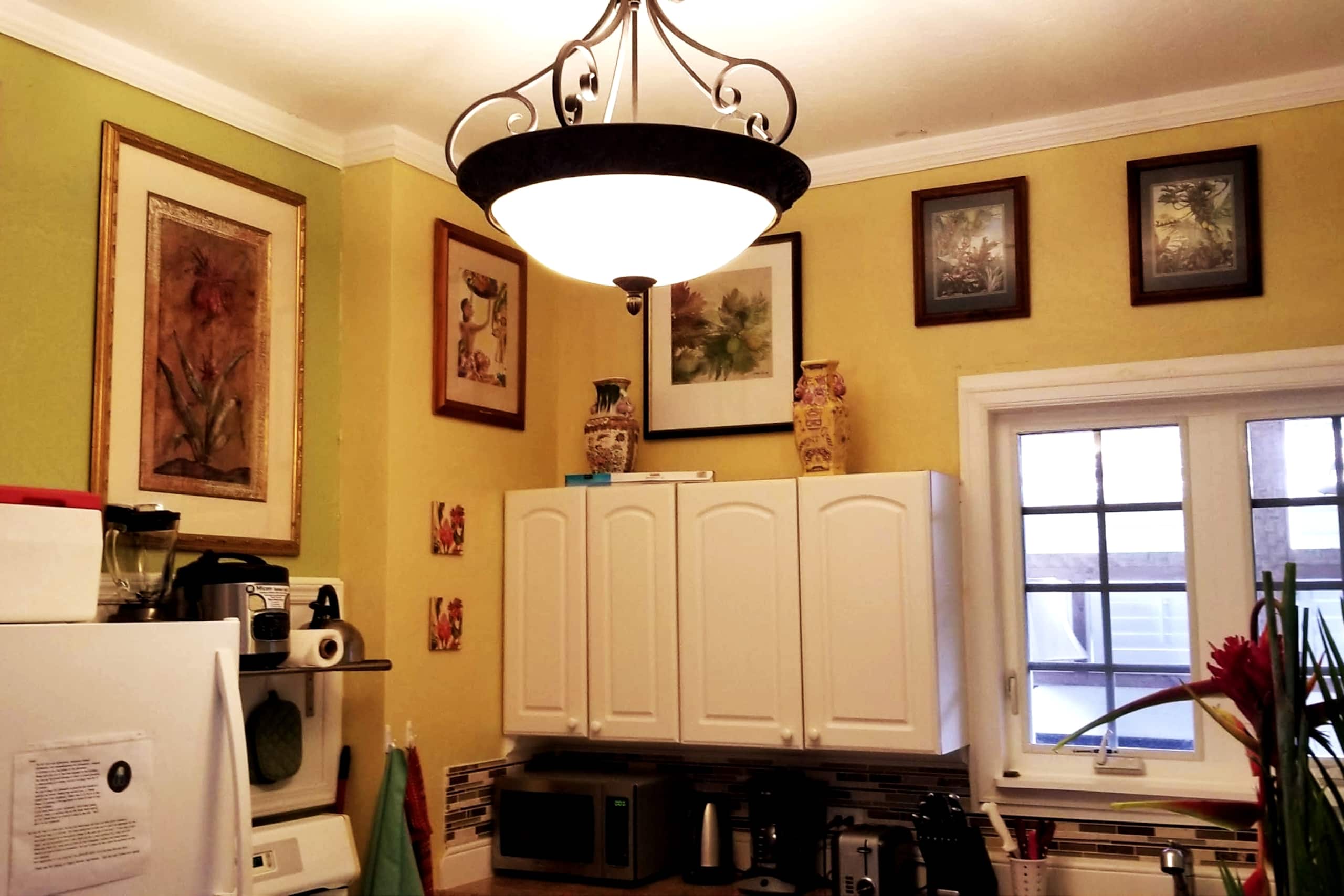 ☺Memorable Eastside Apartment Close to Ocean - Photo 12