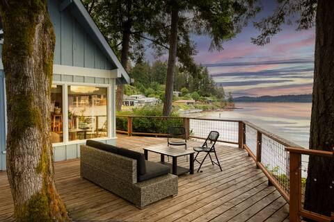 Beachfront House Getaway with Amazing Views&Access