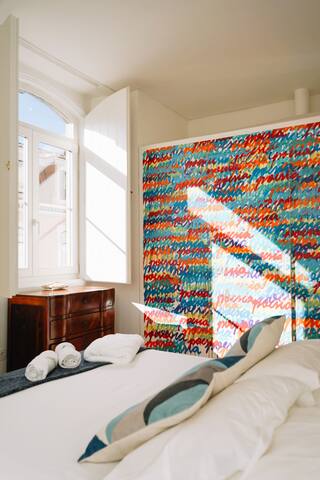 4 bedroom apartment in downtown gallery image 2