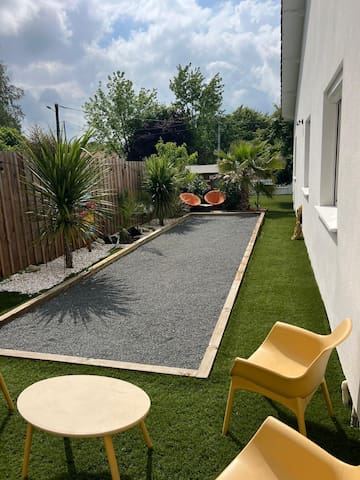 Maison avec piscine chauffée