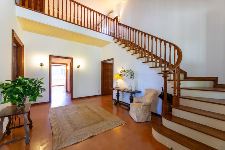 Charming Mediterranean Villa With Pool Near Bcn - Costa Brava, Spain