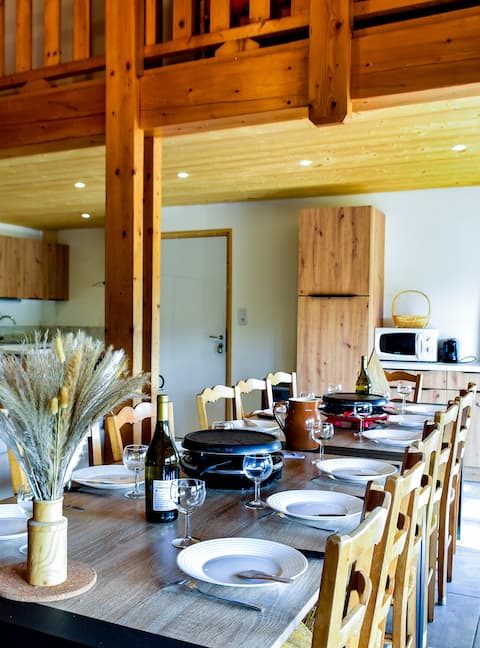 Gîte le grand Hivernal: 14 people