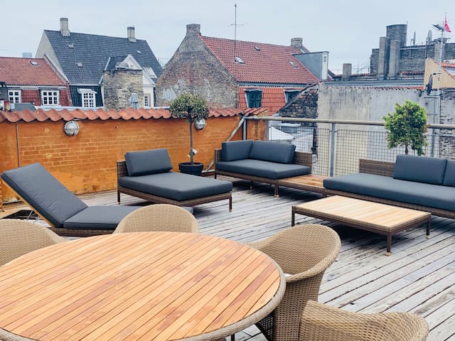 Luxury apartment in heart of CPH gallery image 3