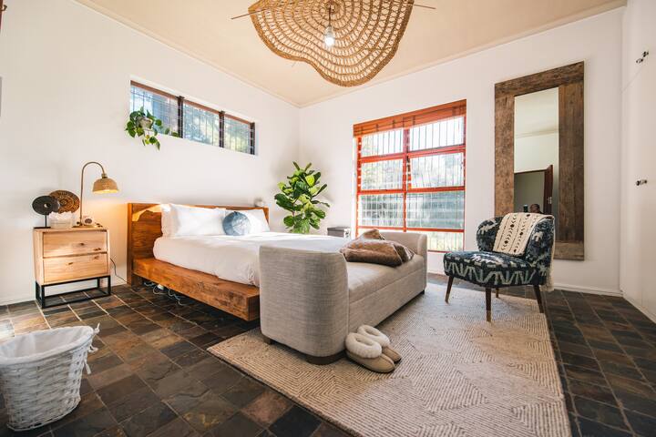 Shangri la in Constantia gallery image 4