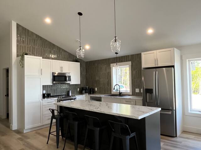 Fundy Coastal Haven gallery image 3